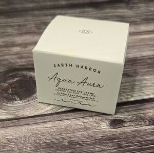 Aqua Aura eye cream